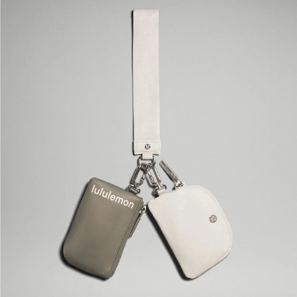 🆕 Lululemon Dual Pouch Wristlet - Gray Sage/White Opal - Picture 5 of 5